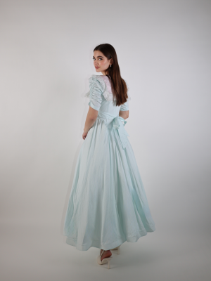 عرض بديل لـ Elizabeth blue - اليزابيث بلو