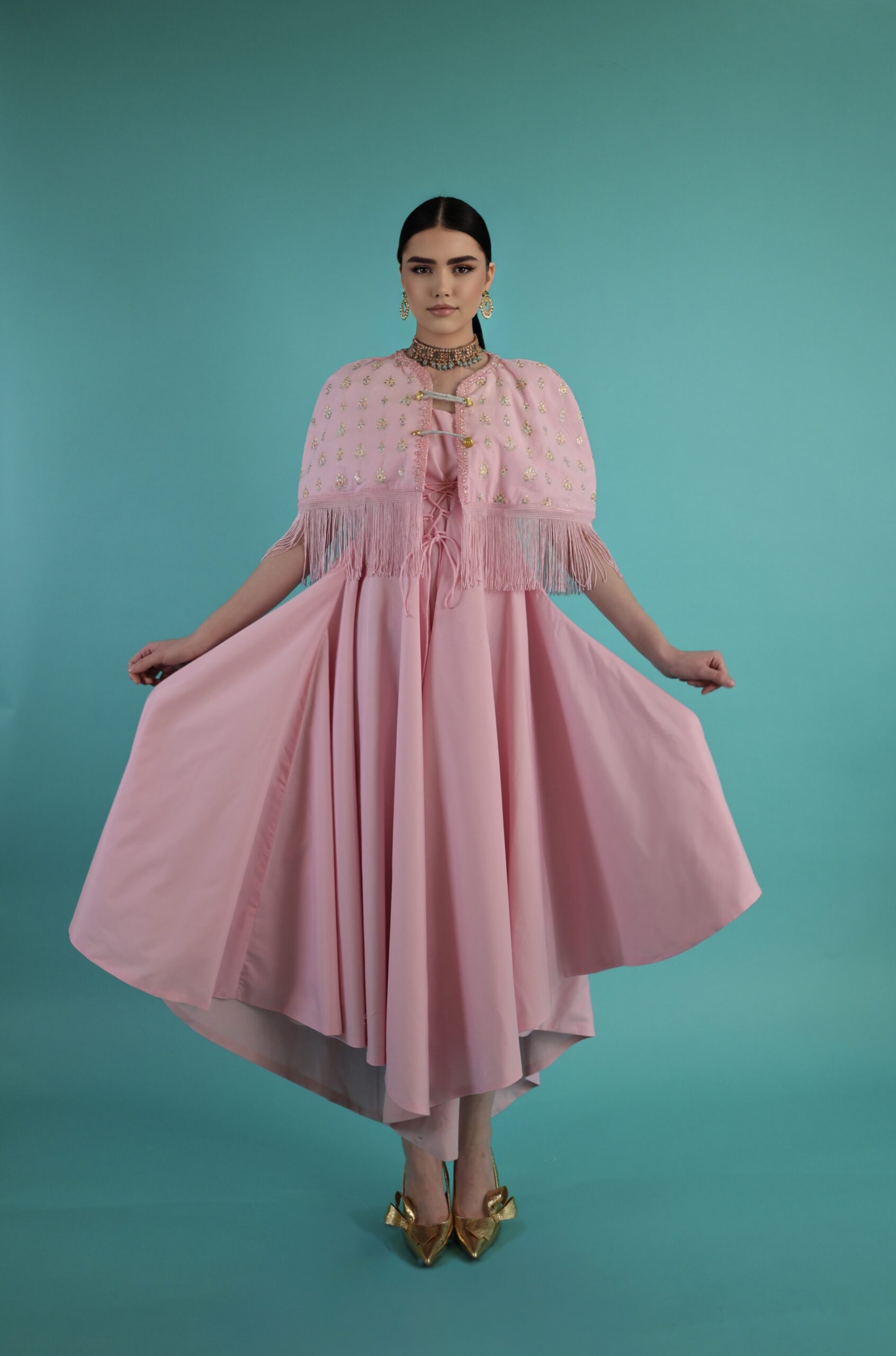 LAYAL - ليال